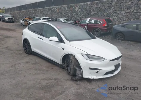 2023 Tesla Model X Plaid Tri Motor All-Wheel Drive из США, поврежденный, VIN 7SAXCBE6XPF404940